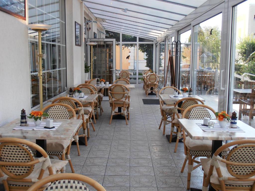 Hotel Albatros Гьорен Екстериор снимка