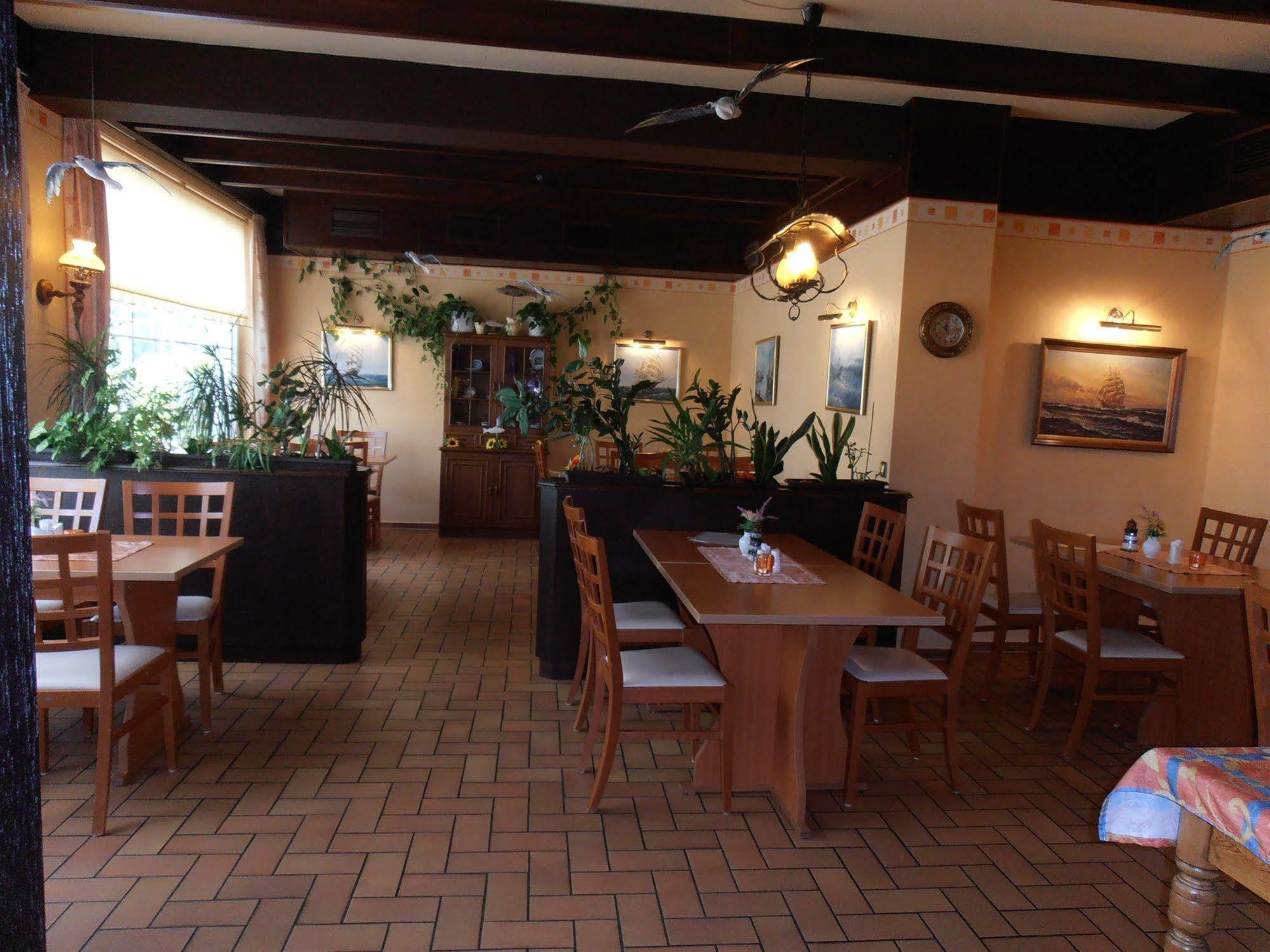 Hotel Albatros Гьорен Екстериор снимка